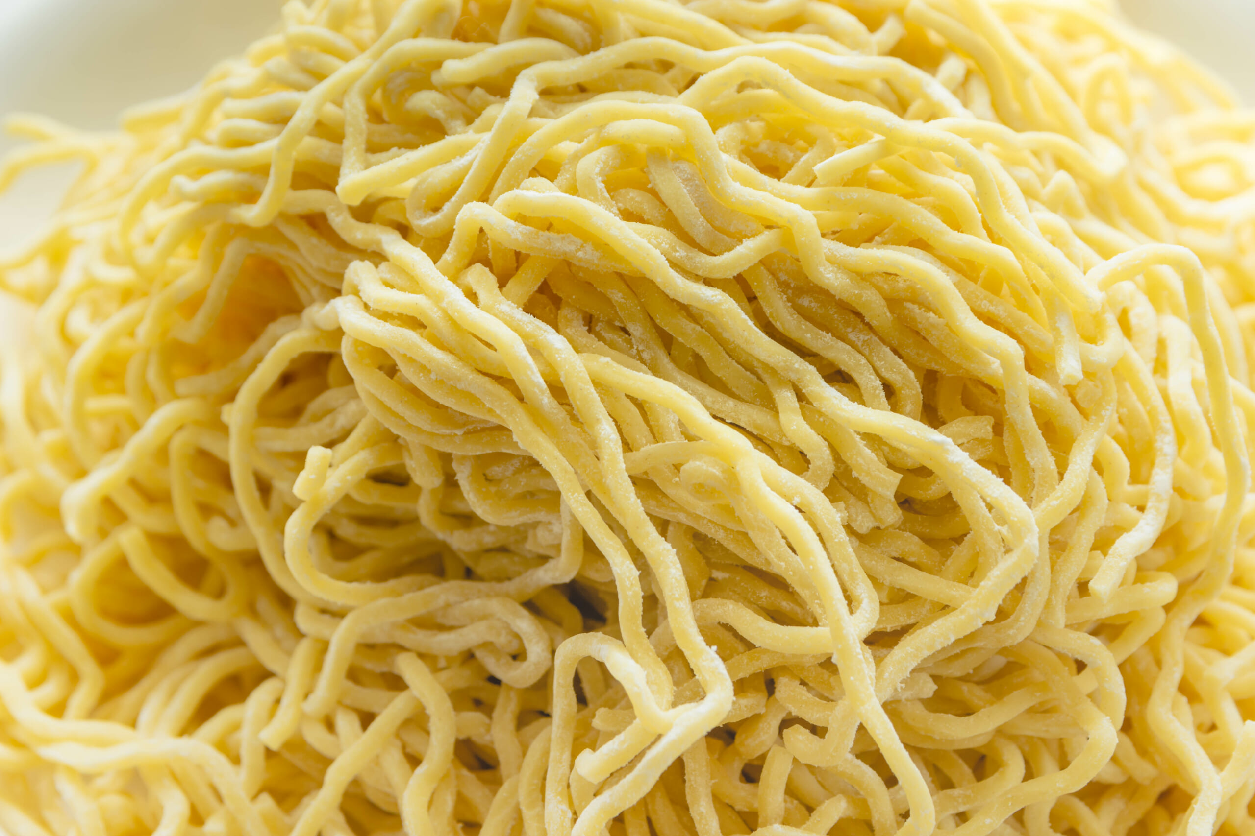 ラーメンの麺の種類は?麺の選び方はスープで異なる! - みんなの麺情報