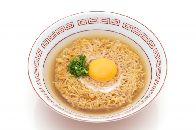 「はるさめ」はなぜ「春雨」と表すのか?歴史から名前の意味までを徹底解説 - みんなの麺情報